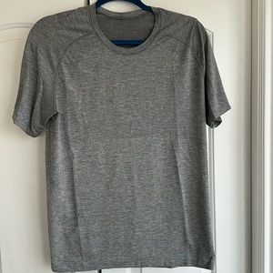 Lululemon Metal Vent Tech Shirt